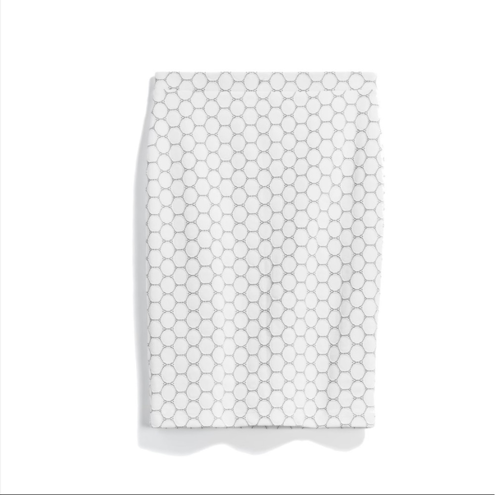 NWT midi straight skirt. Size small petite